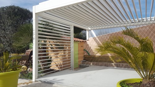 Pergola bioclimatique