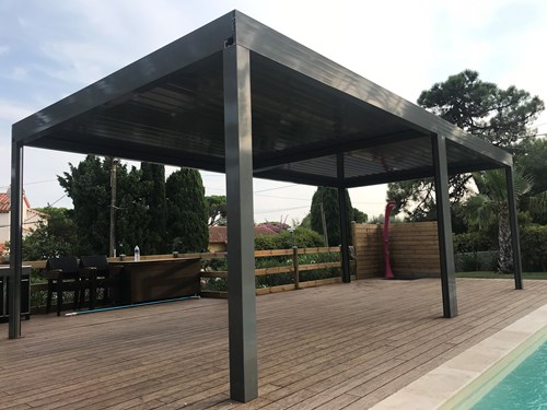 Pergola bioclimatique